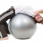 バランスボールダイエット水泳