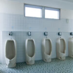 血圧高いトイレ我慢